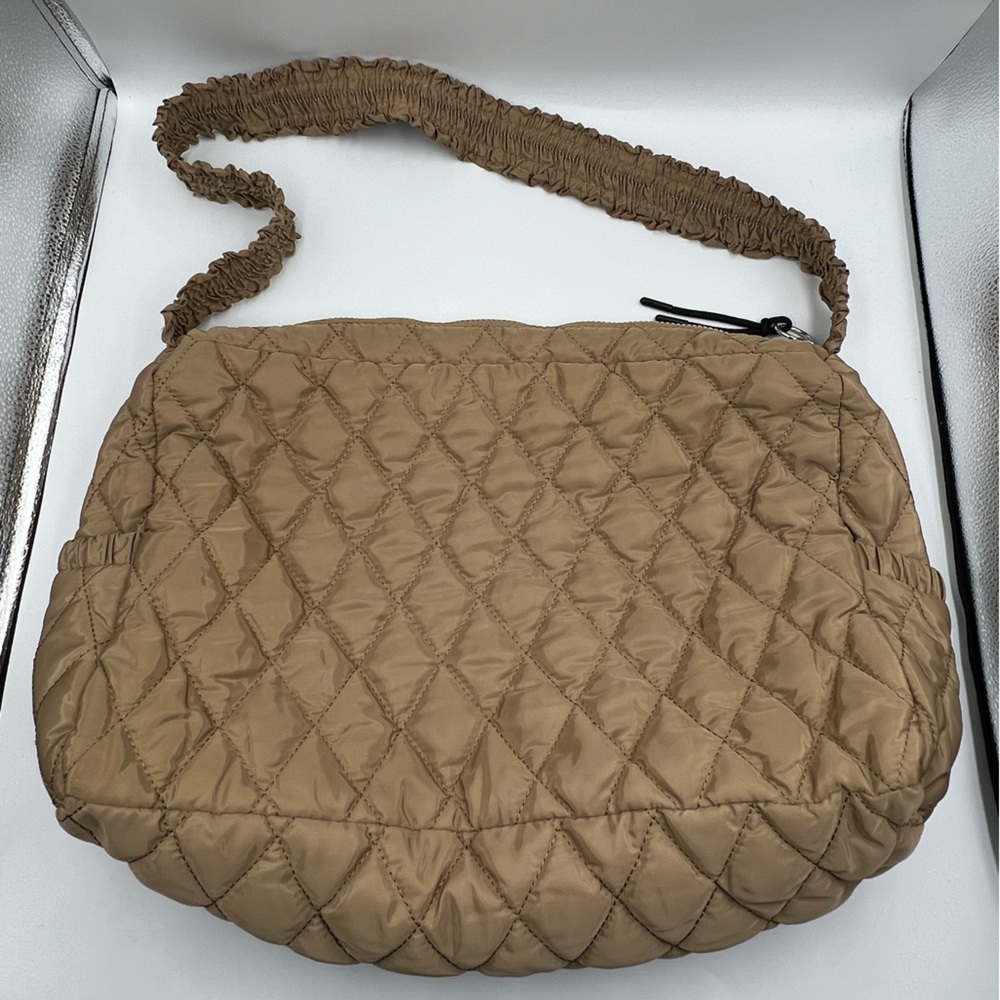 FP MOVEMENT RUN ABOUT SLING BAG - Picture 4 of 12